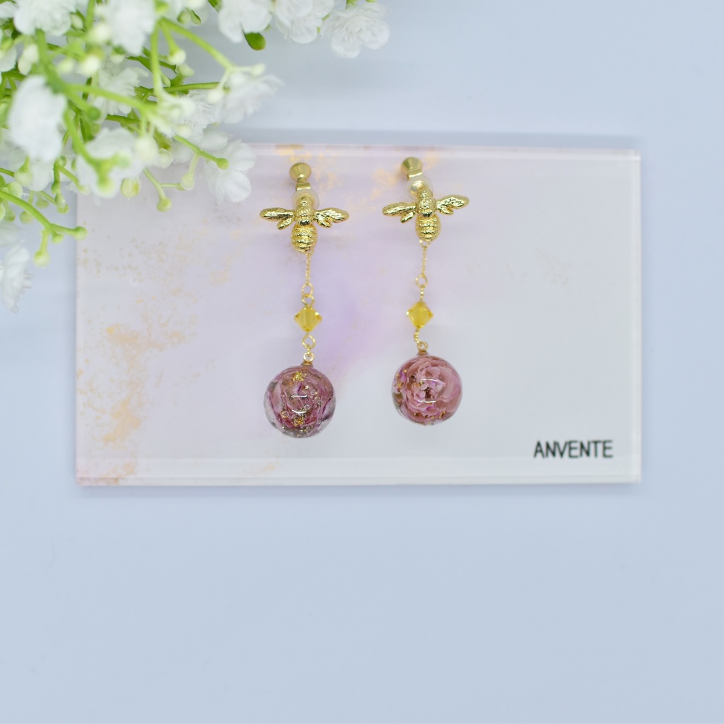 【Atelier petit Lotus様コラボ】honey bee イヤリング【再販予定なし】