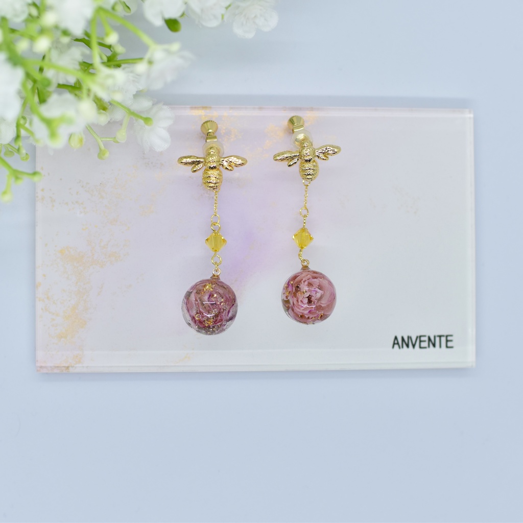 【Atelier petit Lotus様コラボ】honey bee イヤリング【再販予定なし】