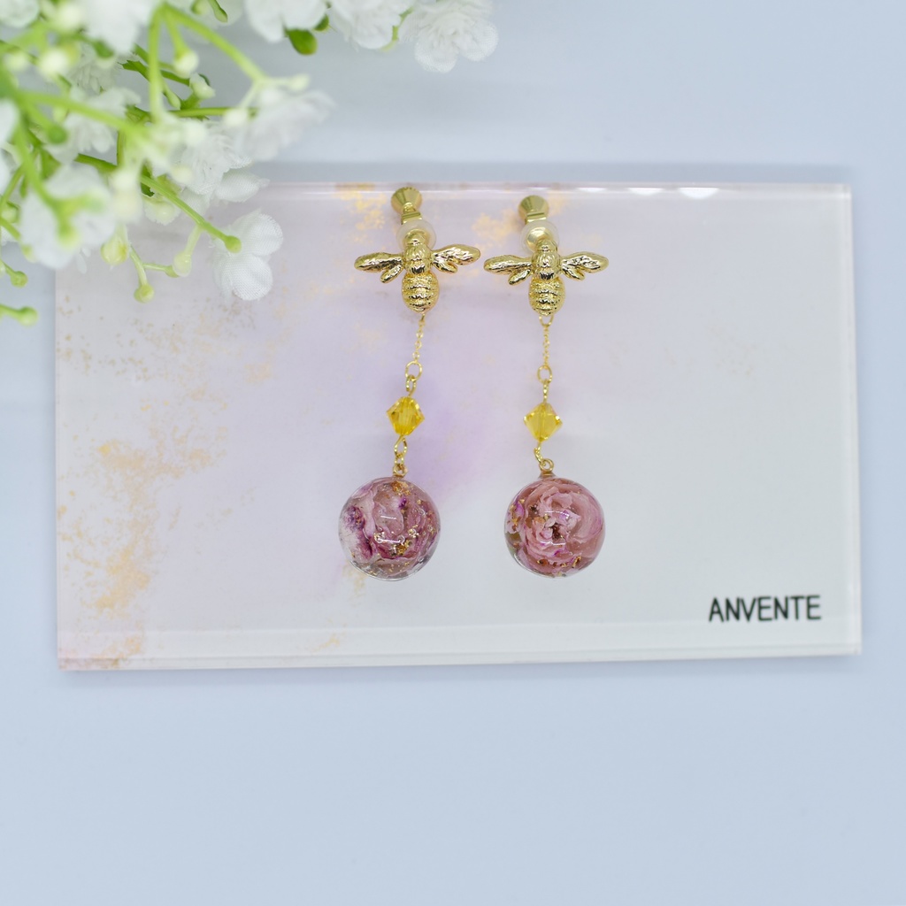 【Atelier petit Lotus様コラボ】honey bee イヤリング【再販予定なし】