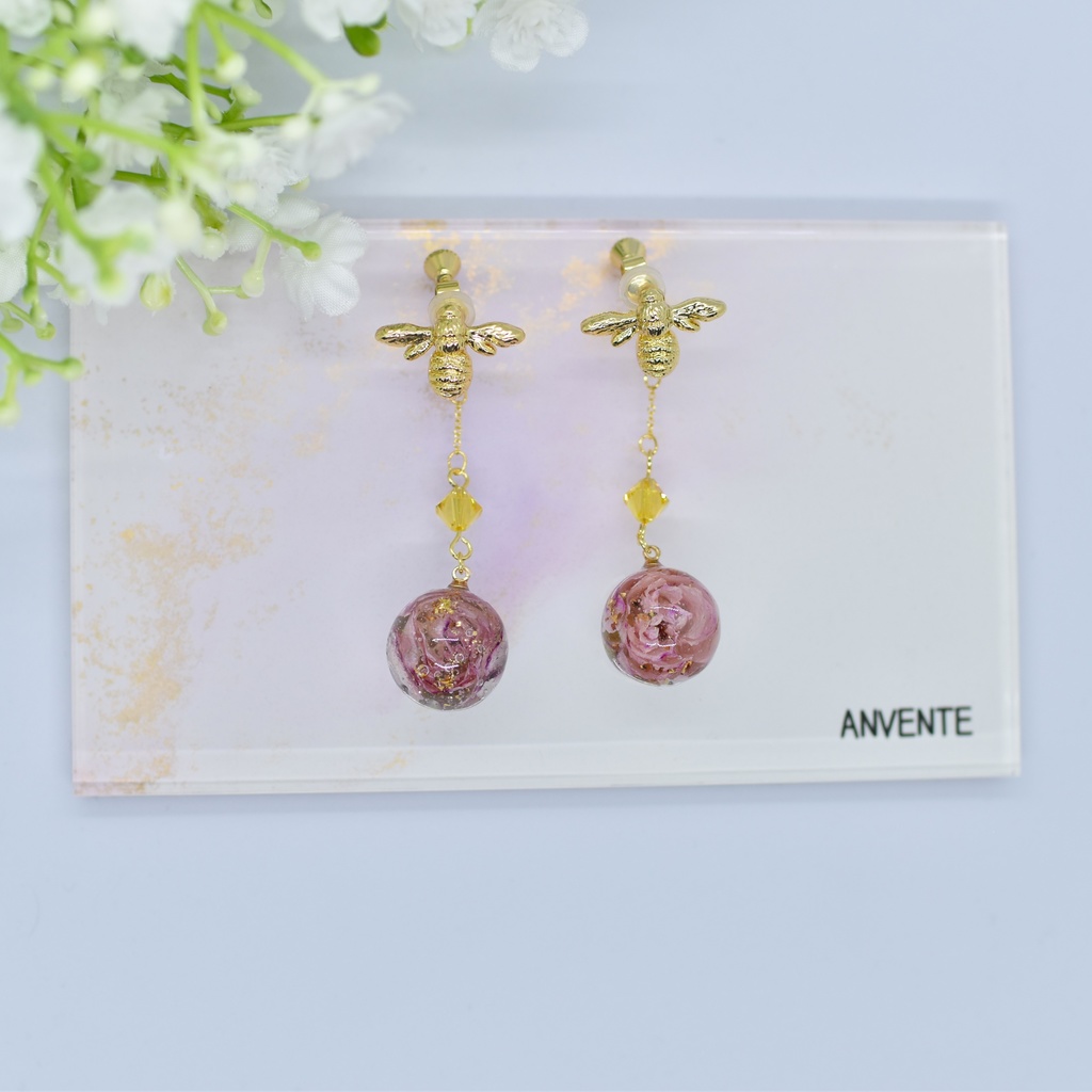 【Atelier petit Lotus様コラボ】honey bee イヤリング【再販予定なし】