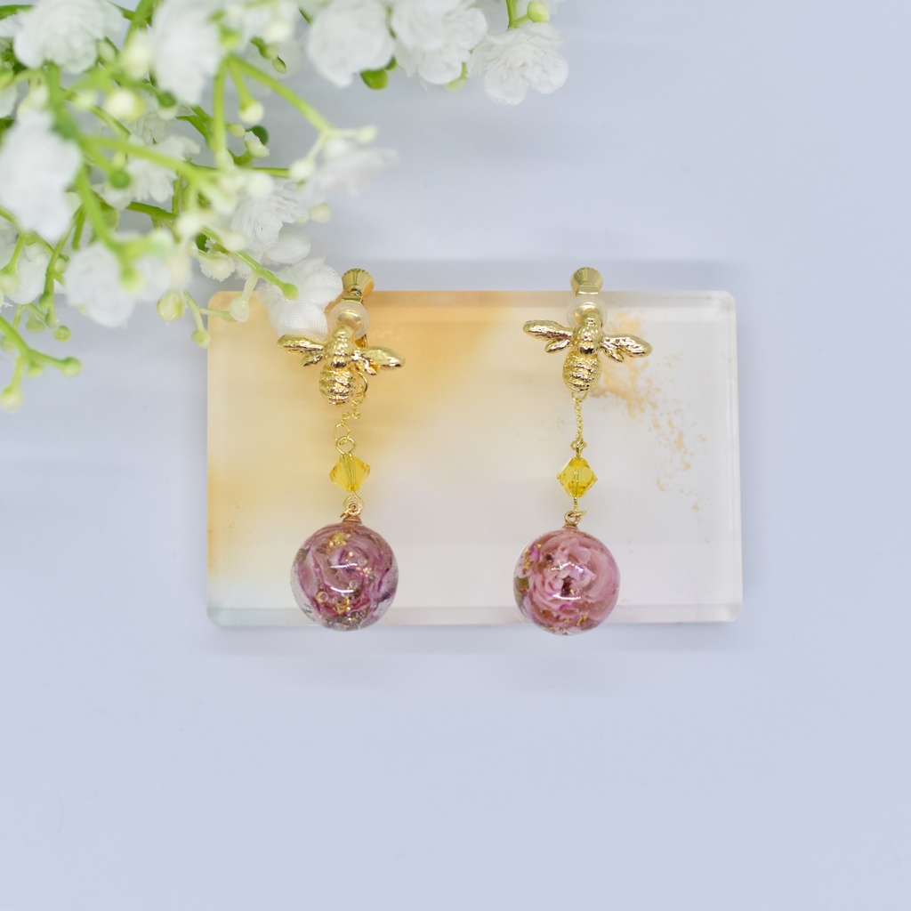 【Atelier petit Lotus様コラボ】honey bee イヤリング【再販予定なし】