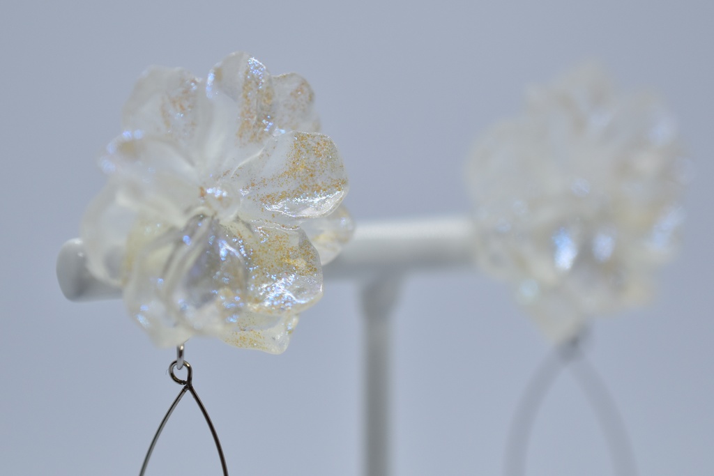 【再販不可】「ハイデリン」イメージピアス・イヤリング