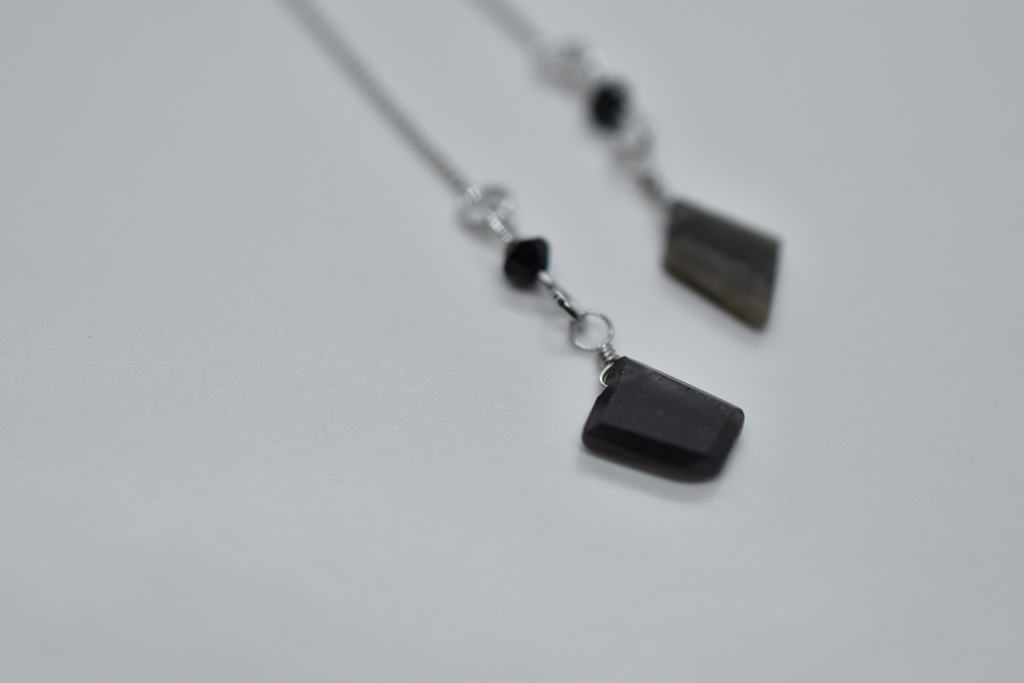 ゾラージャ イメージピアス【B品】