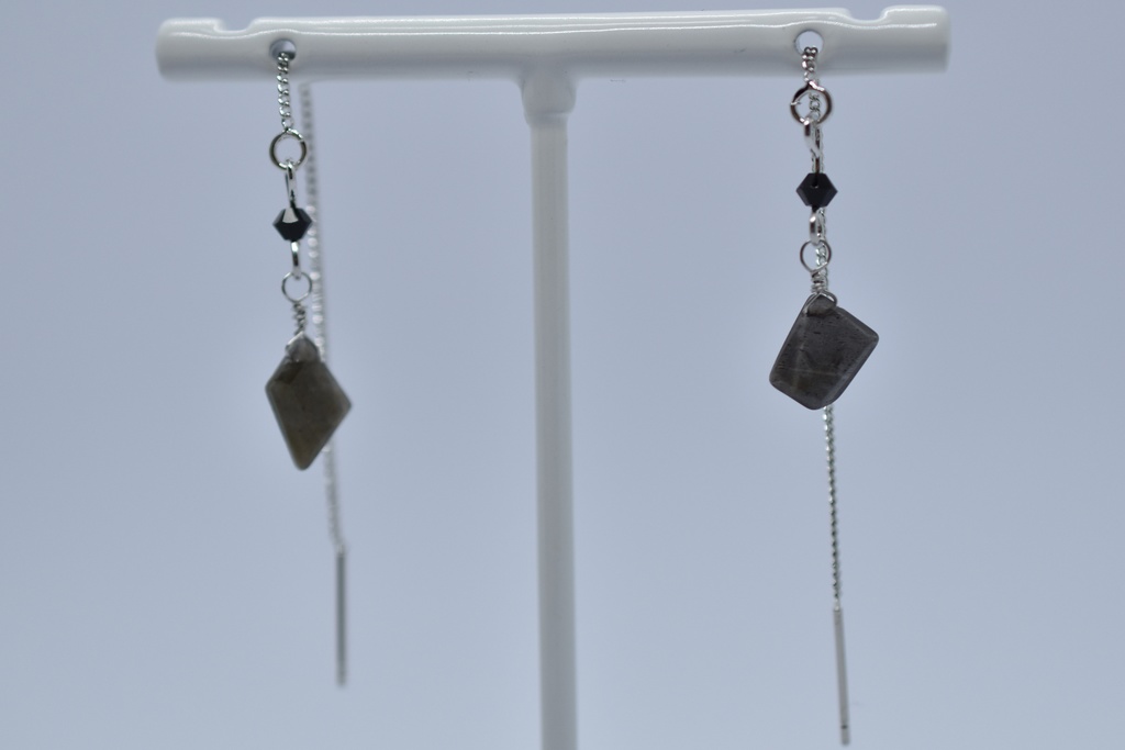 ゾラージャ イメージピアス【B品】