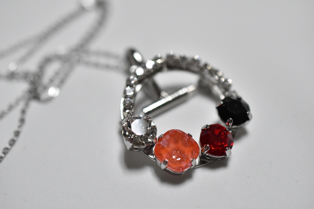 【受注制作】エース・トラッポラ イメージブローチ