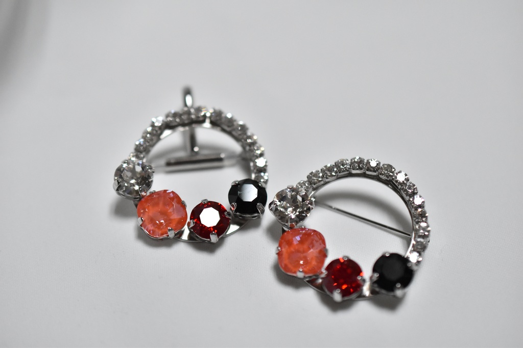 【受注制作】エース・トラッポラ イメージブローチ