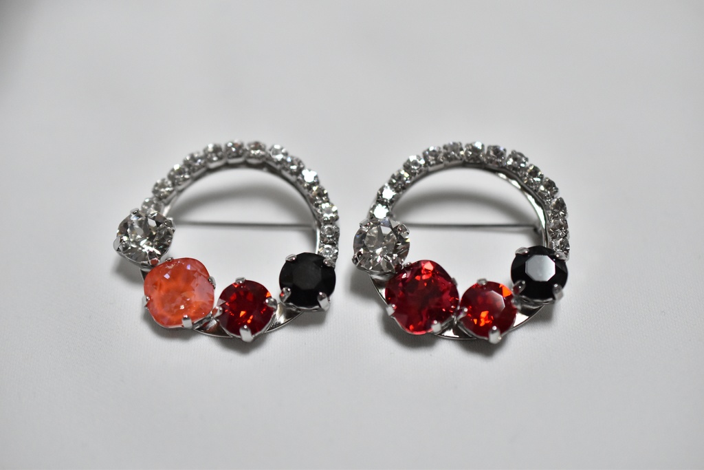 【受注制作】エース・トラッポラ イメージブローチ