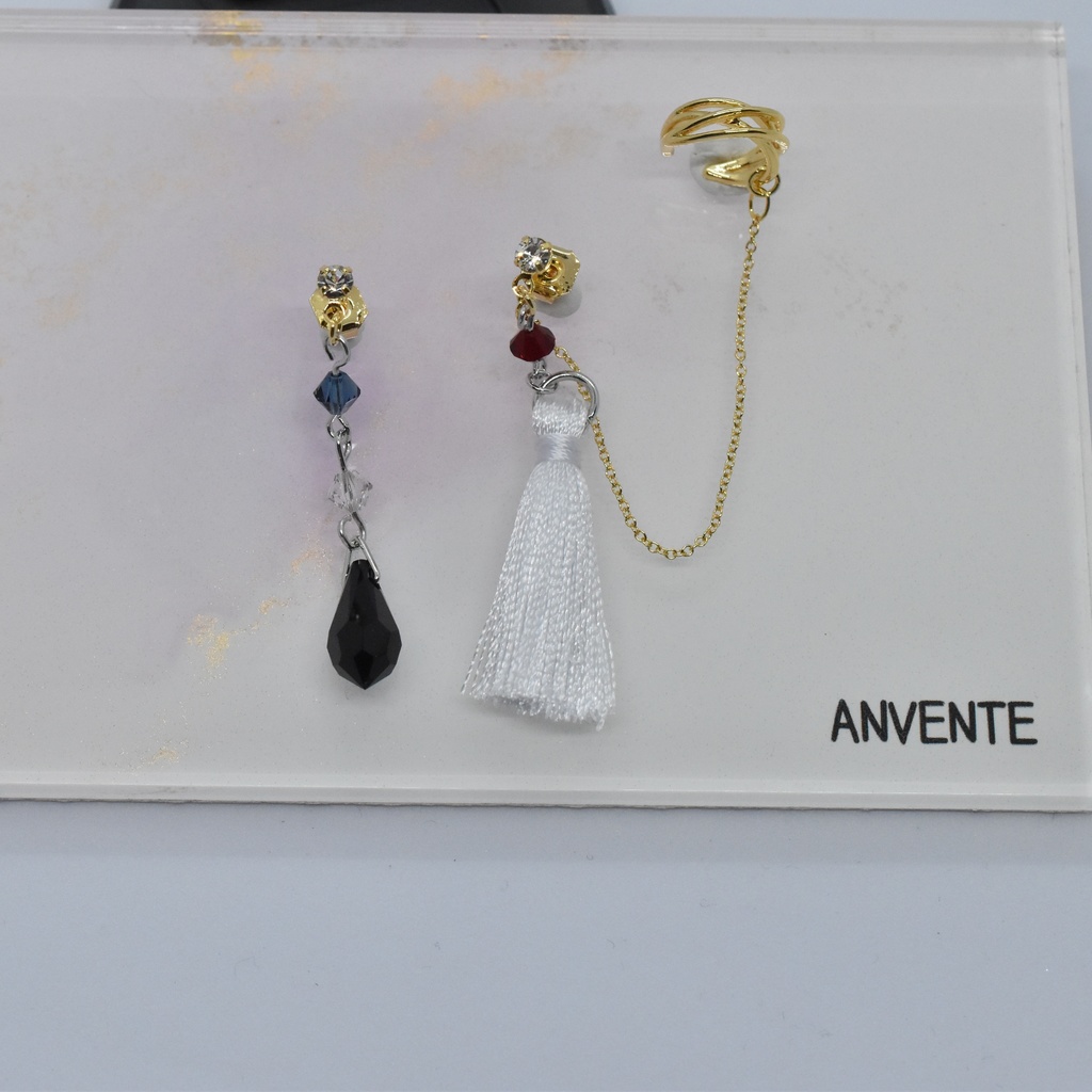 フォン・ライカン イメージイヤーカフ連結ピアス/イヤリング