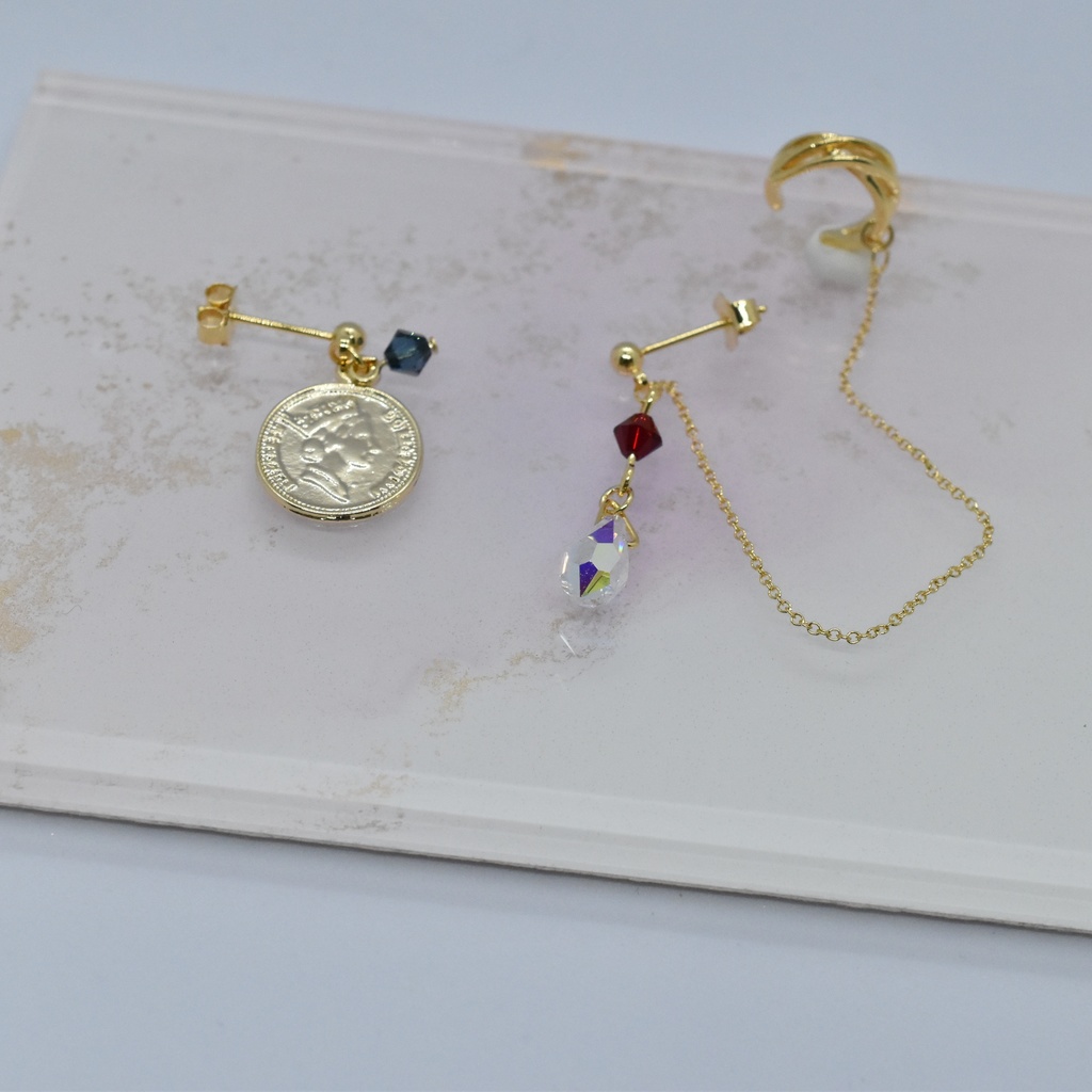 ヒューゴ・ヴラドイメージ イヤーカフ連結ピアス/イヤリング