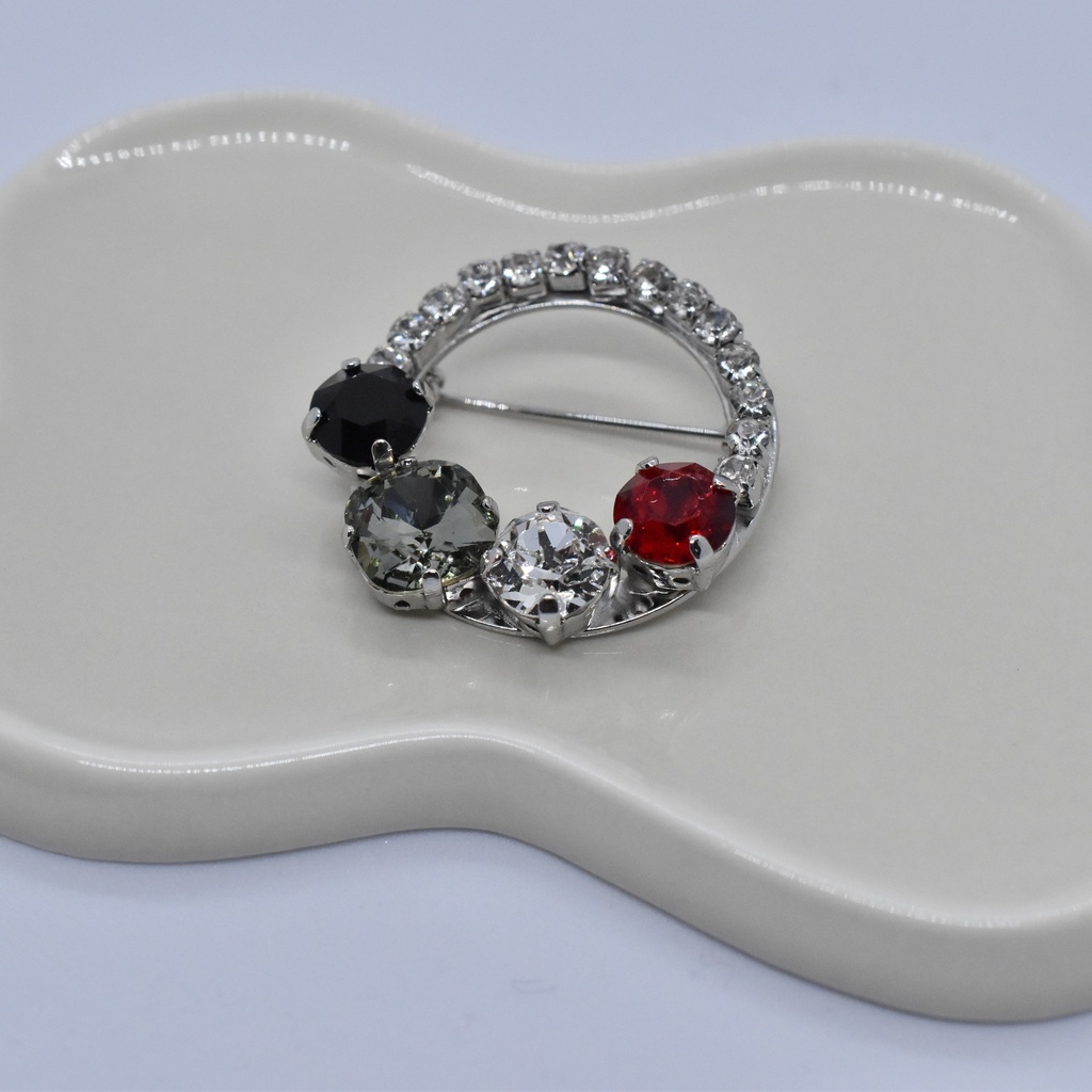 狛野真斗 イメージブローチ