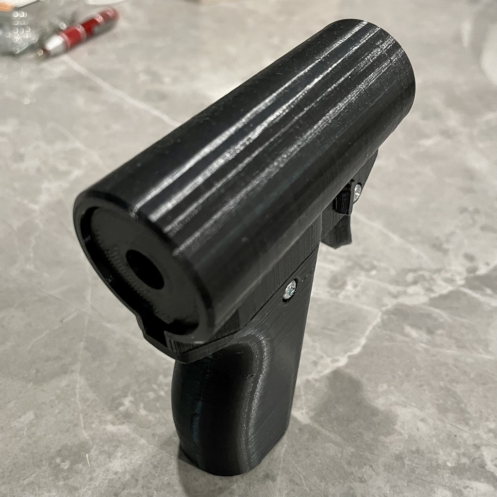 ピストル型催涙スプレー用アタッチメント