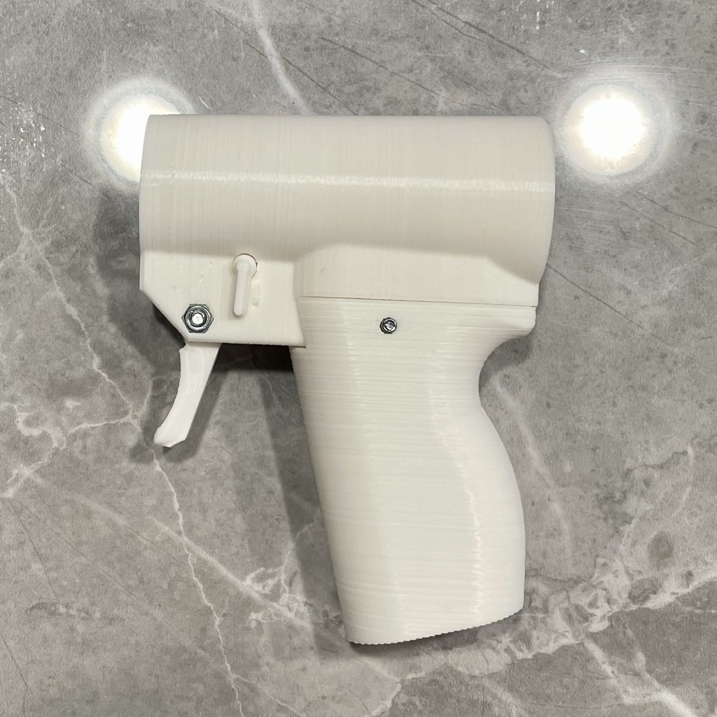 ピストル型催涙スプレー用アタッチメント