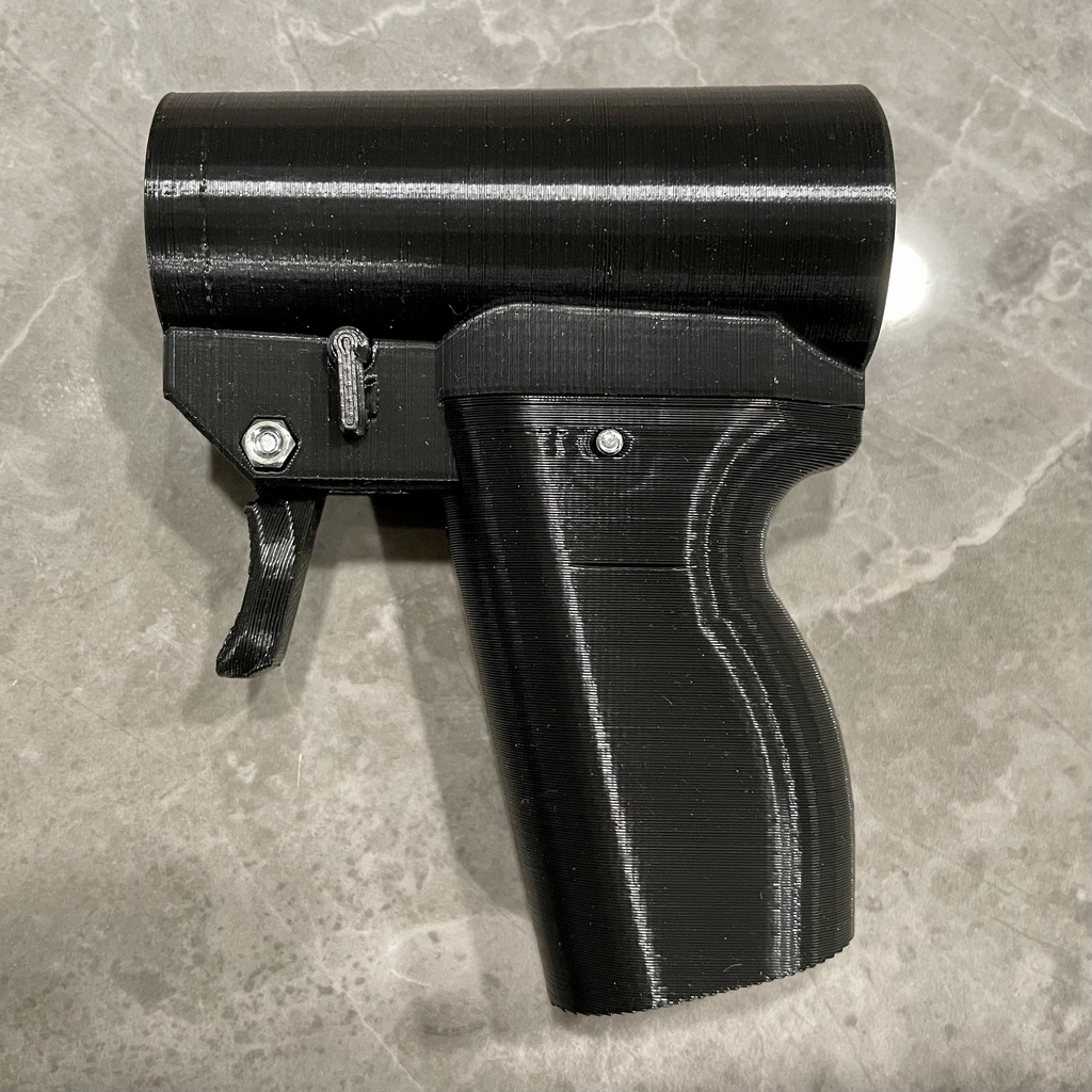 ピストル型催涙スプレー用アタッチメント