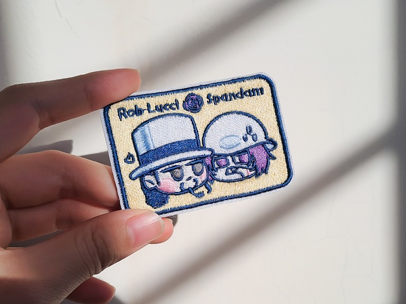 ルチスパ-刺繍ブローチ