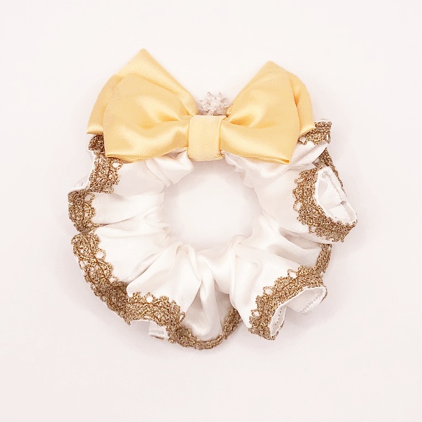 セーラームーン モチーフ シュシュ プリンセスセレニティ