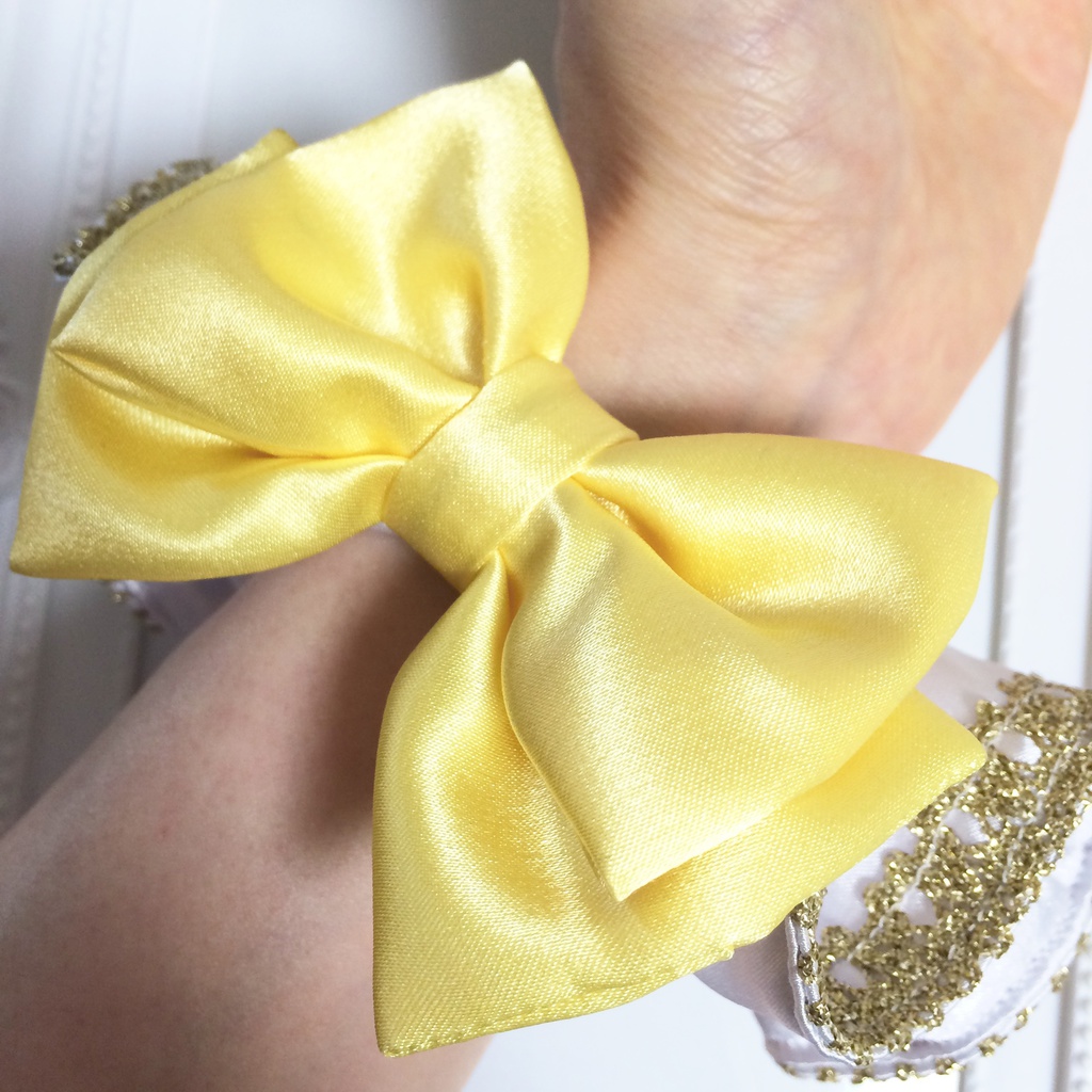 セーラームーン モチーフ シュシュ プリンセスセレニティ