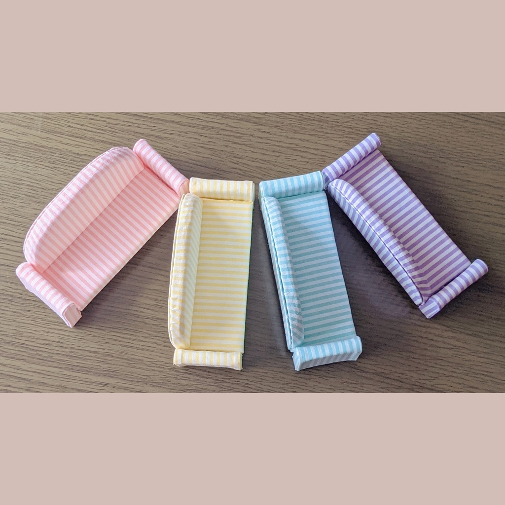 【10-11cm/オビツ11 size】マカロンカラーのころんとソファ