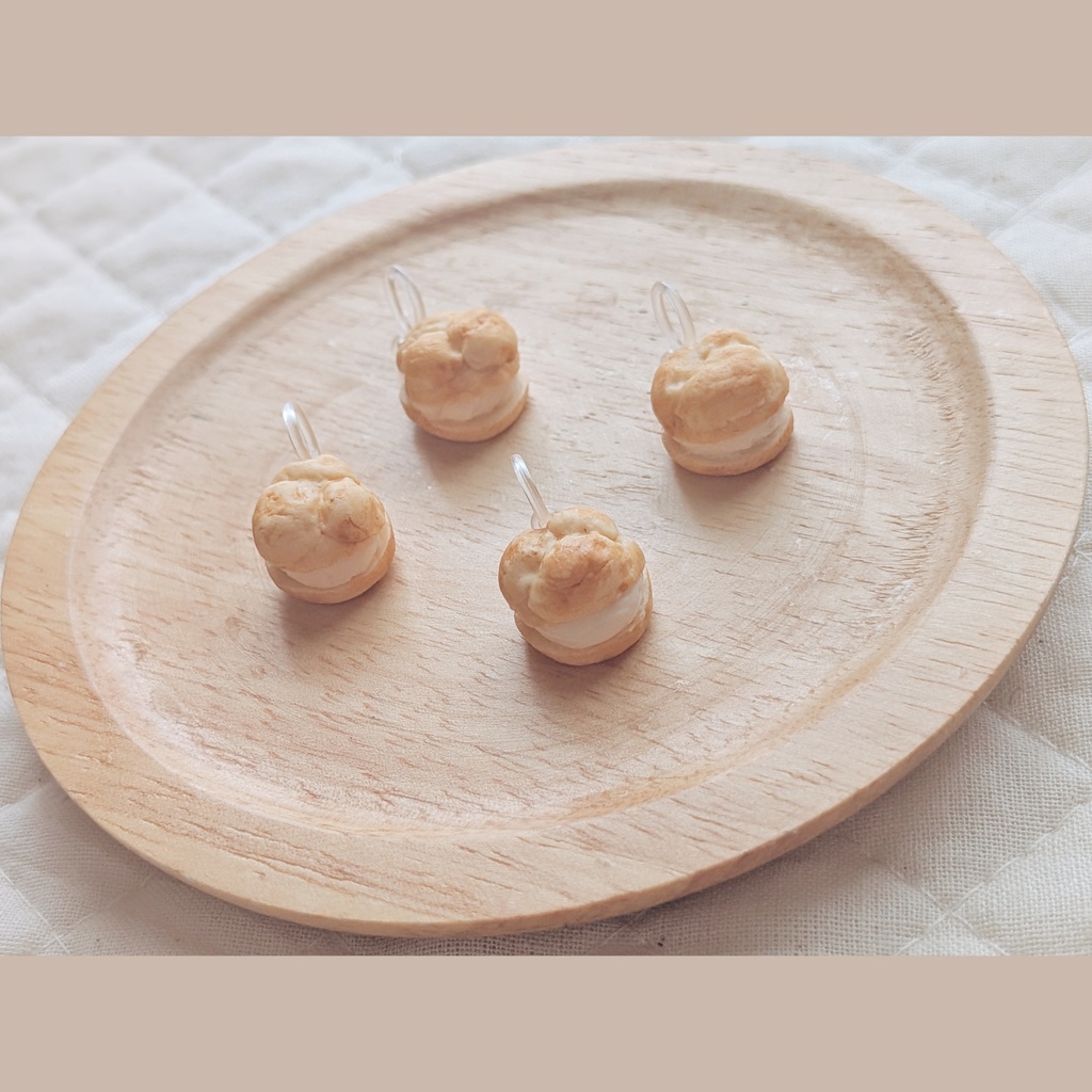 おててで持てるシュークリーム