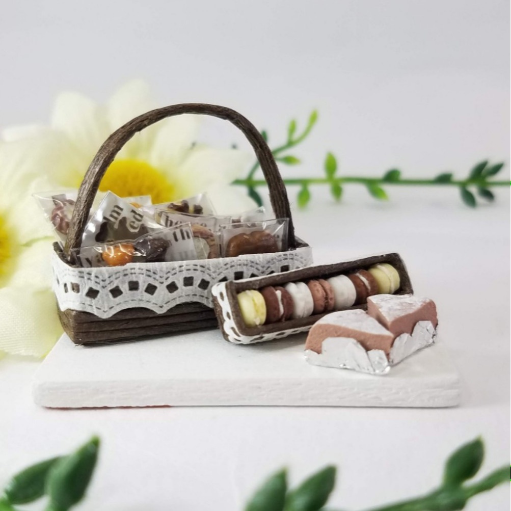 ミニチュアフード♡ガトーショコラ&ミニチュアマカロンミニチュアスイーツバスケットす