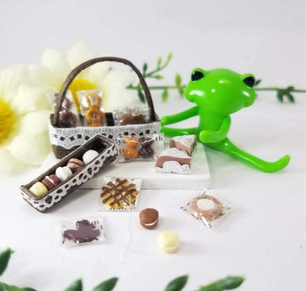 ミニチュアフード♡ガトーショコラ&ミニチュアマカロンミニチュアスイーツバスケットす