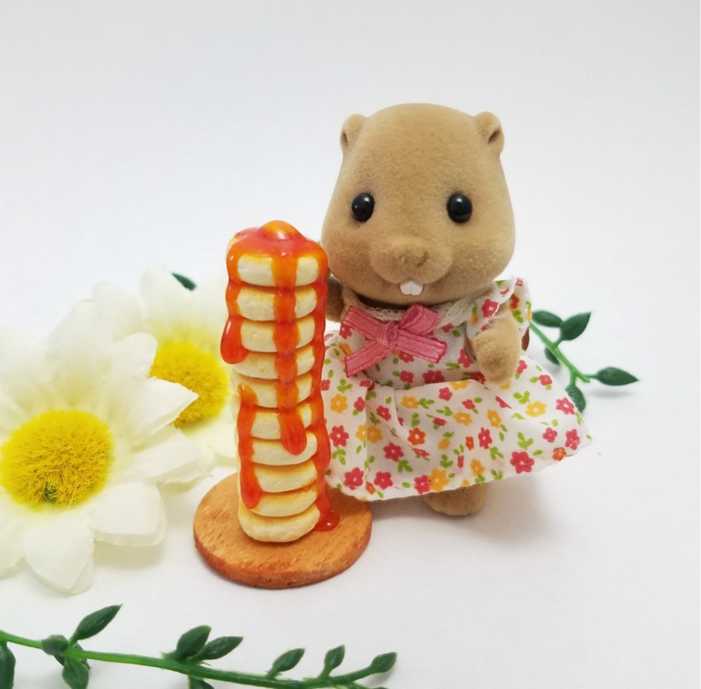 ミニチュアフード♡四角いバターあふれるシロップ10段ホットケーキ
