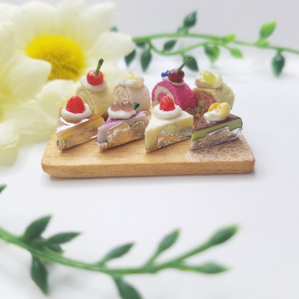 ミニチュアフード♡三角カットケーキ&カットロールケーキ