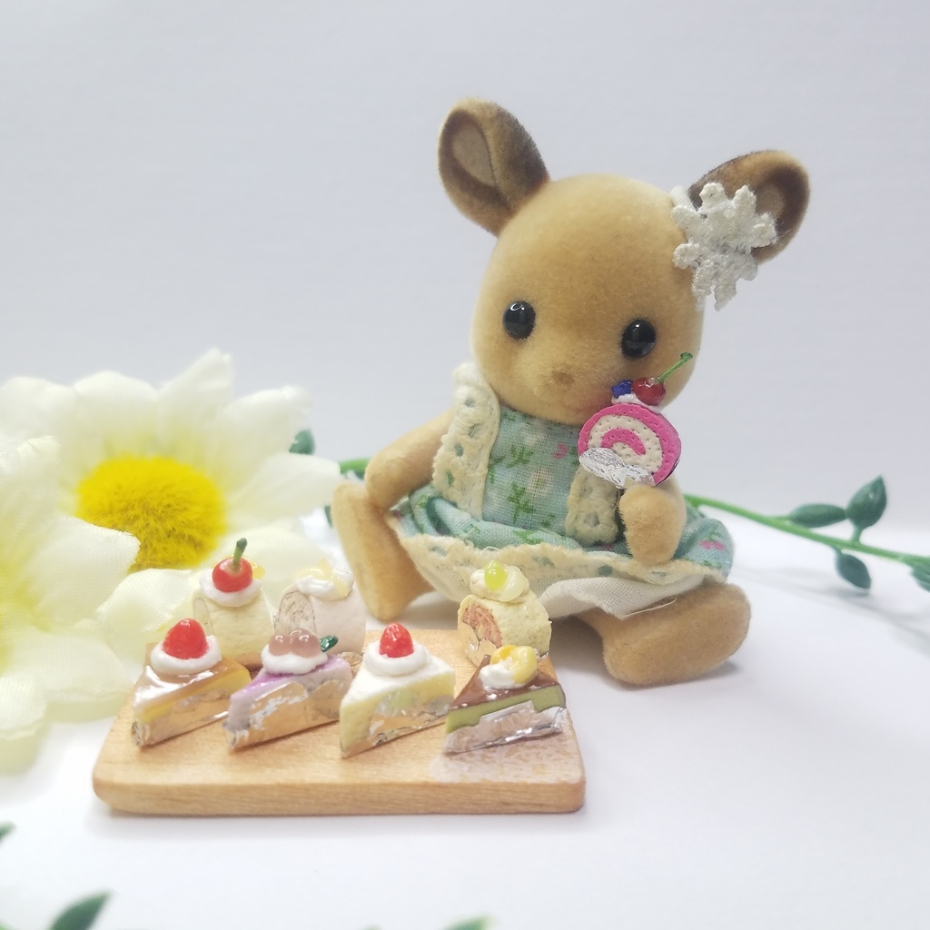 ミニチュアフード♡三角カットケーキ&カットロールケーキ