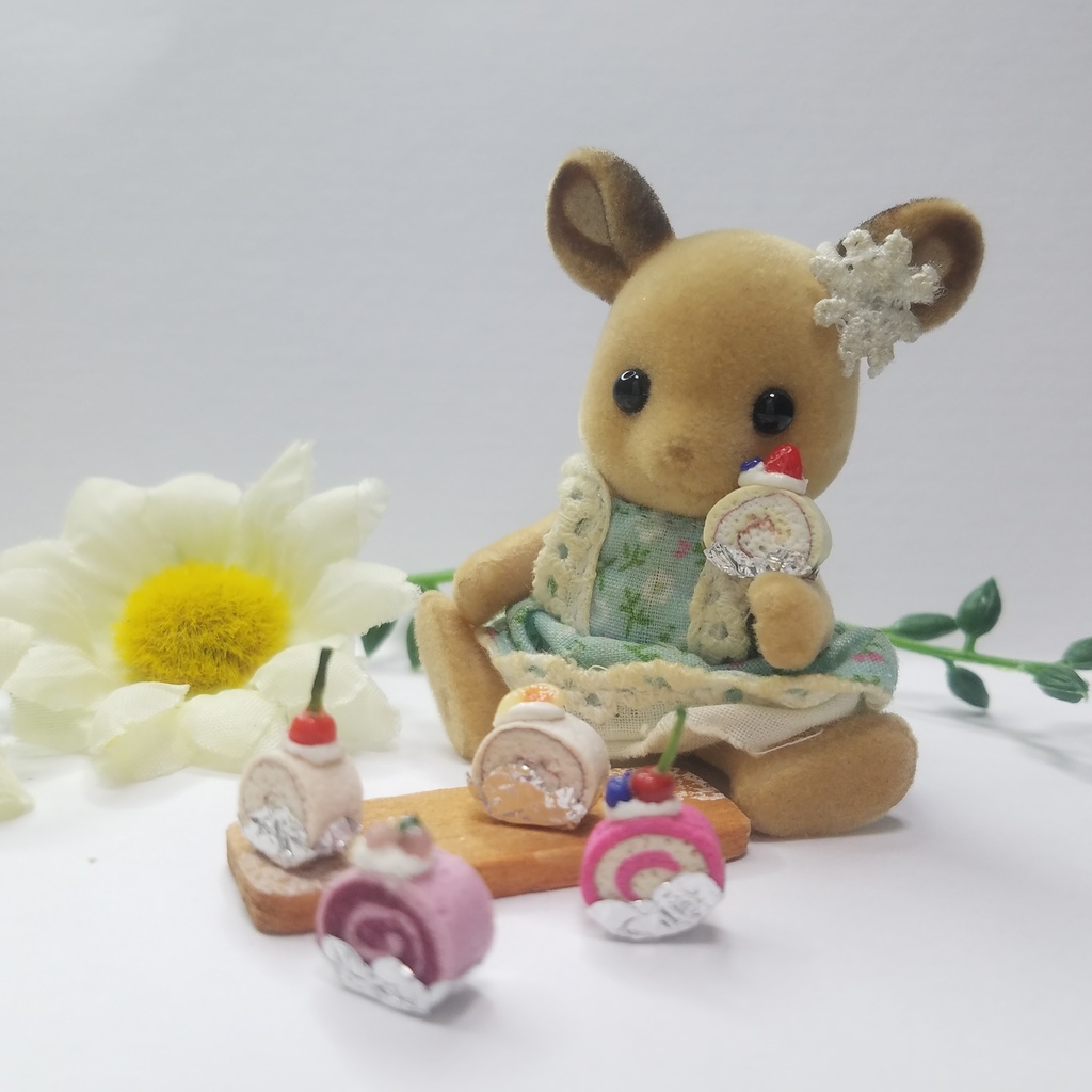 5種のカラフルフルーツロールケーキ♡ハンドメイドミニチュアフード