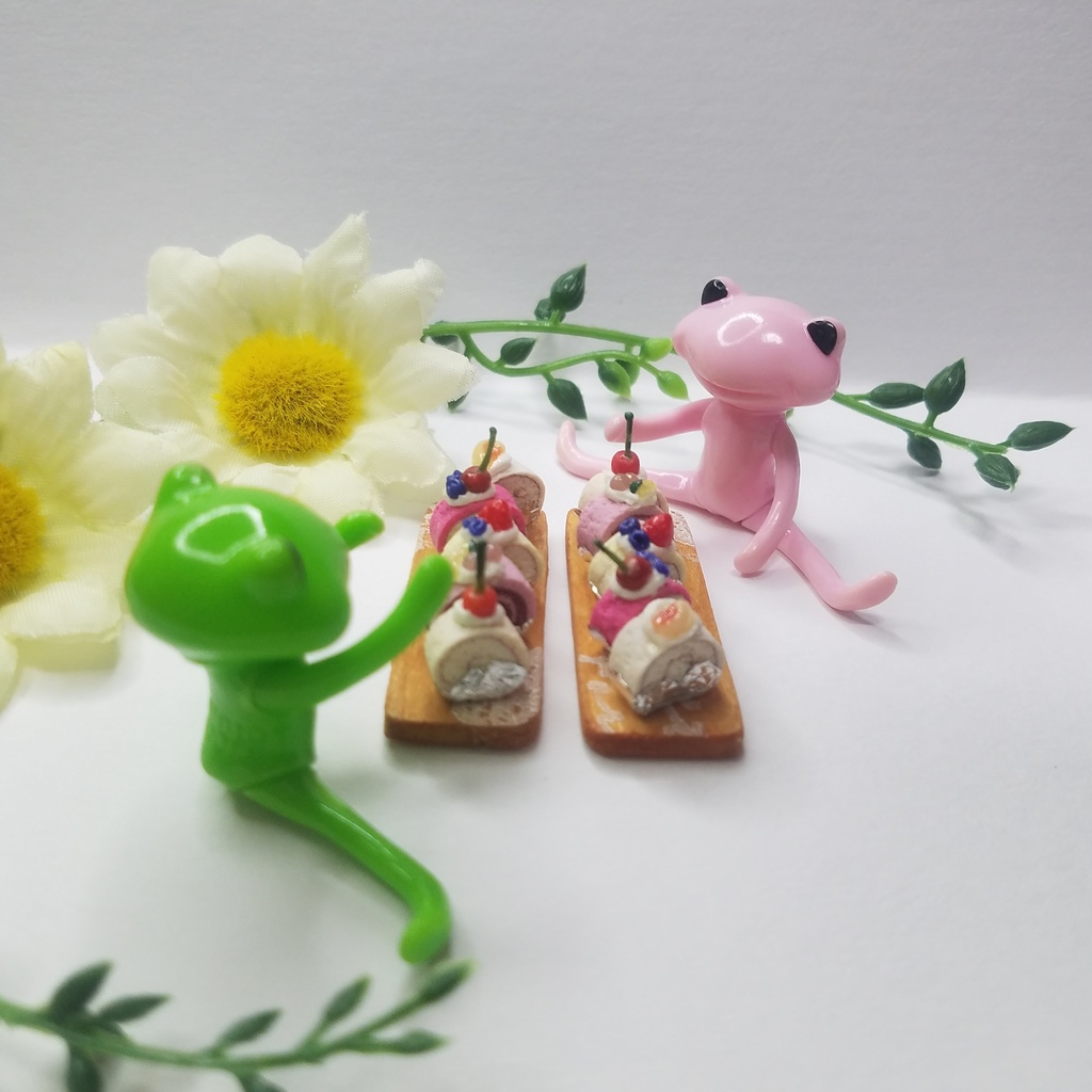 5種のカラフルフルーツロールケーキ♡ハンドメイドミニチュアフード
