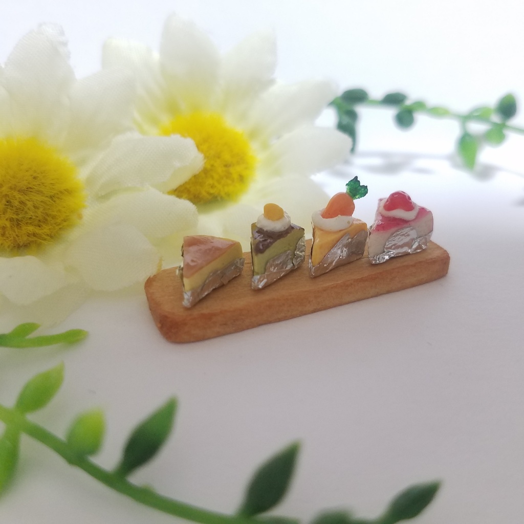 4種のフルーツカットケーキ♡ハンドメイドミニチュアフード