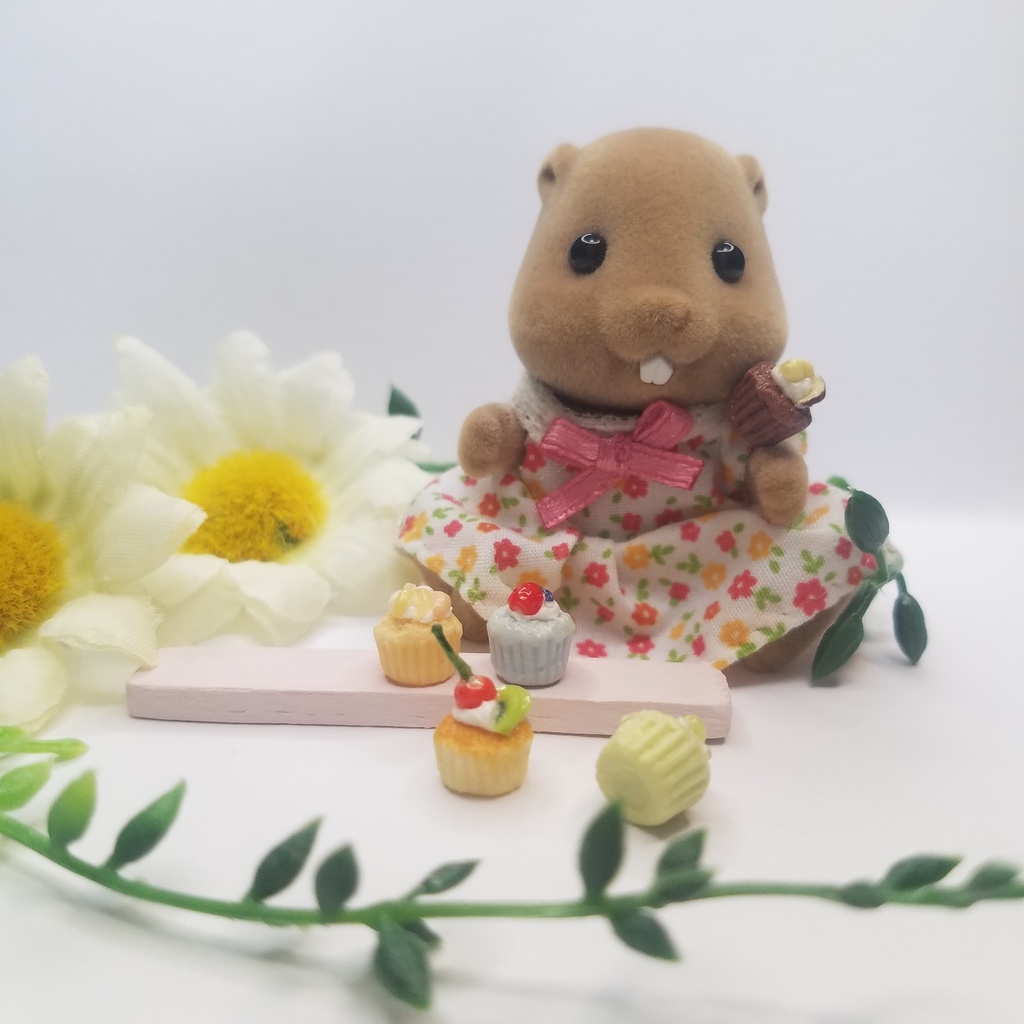 5種のカラフルフルーツカップケーキ♡ハンドメイドミニチュアフード