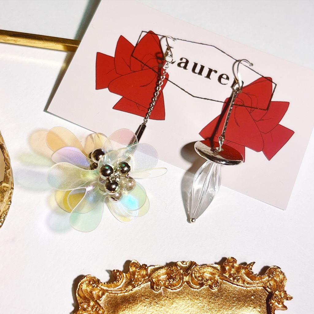 人間無骨イメージ耳飾り