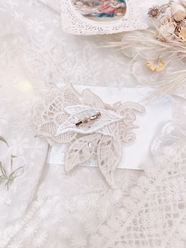 【白夜の贈り物】 ユニコーンオーナメントブローチ