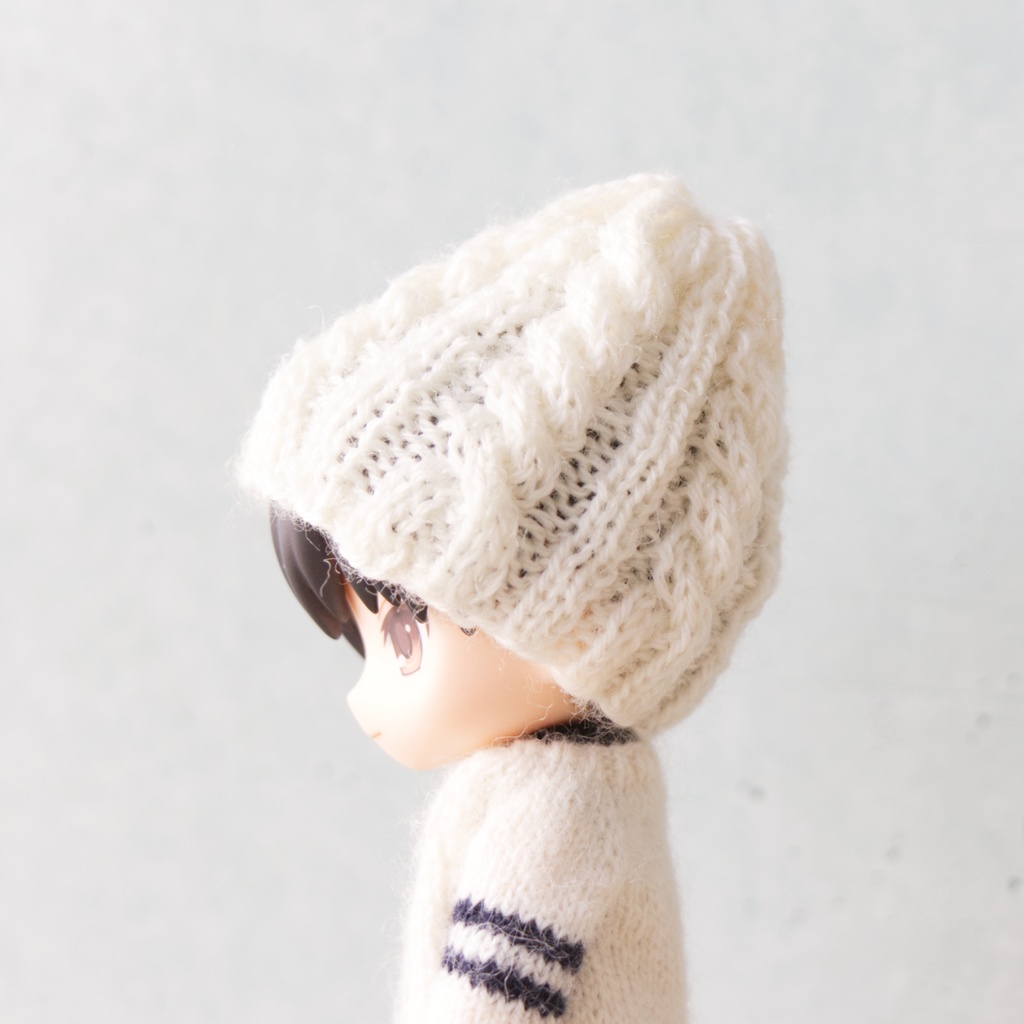 縄編みニット帽(Mサイズ)