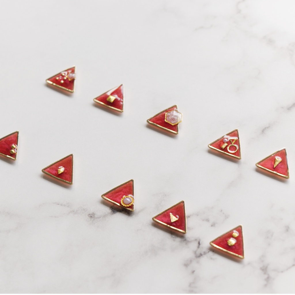 ピンバッチ風アクセサリー(L:レッド)