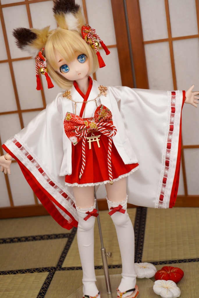 巫女ちゃんset (新旧2パターンあり)