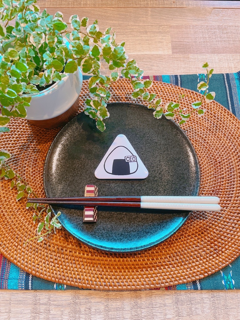 おにぎり缶バッジ