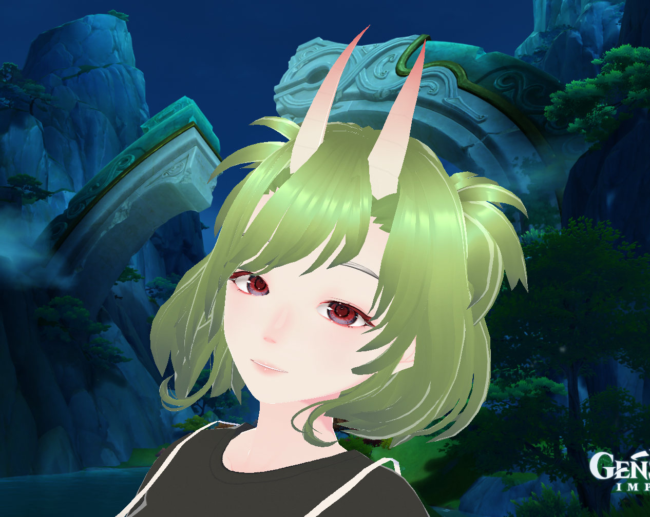 девушка с рожками