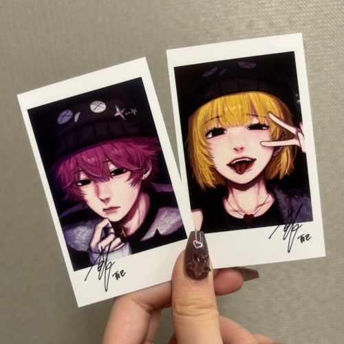 サイン入りチェキ風カード（全2種）