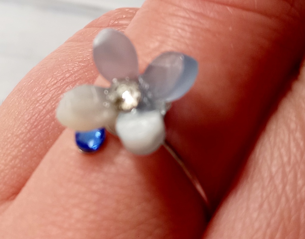 刀剣男士イメージ 小花のリング