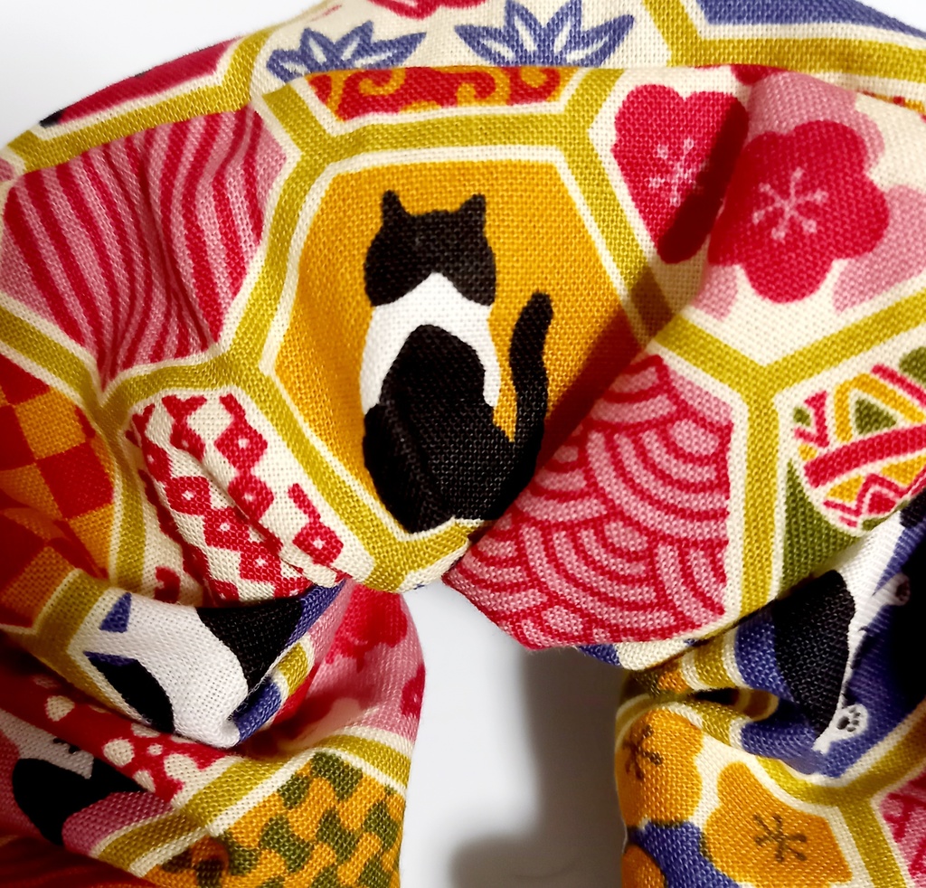 猫×和柄のシュシュ