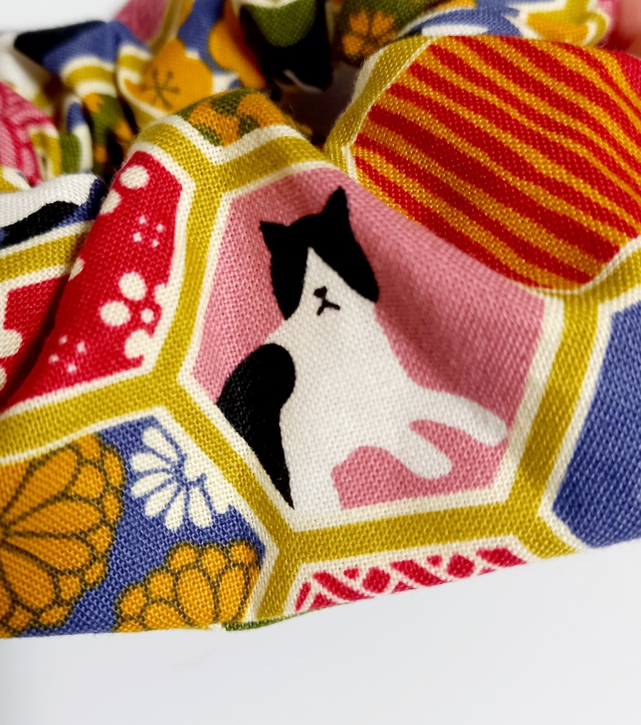 猫×和柄のシュシュ