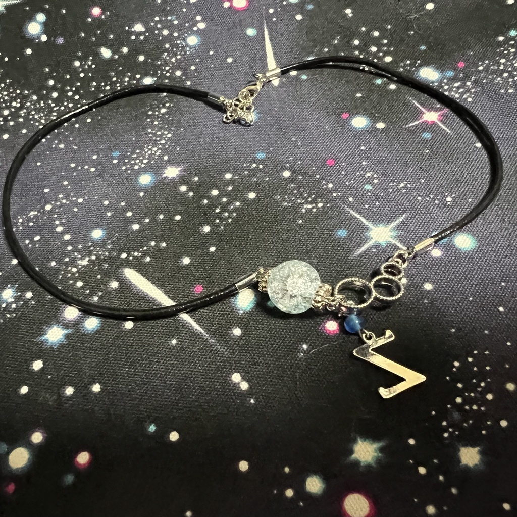 ゼット、ネックレス