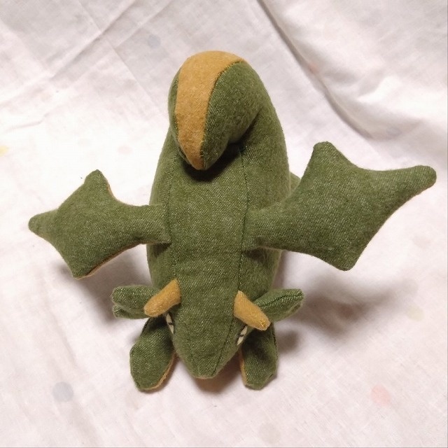 もちもちドラゴンぬいぐるみ4号