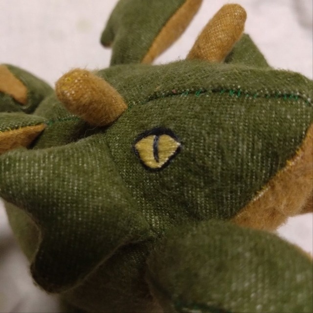 もちもちドラゴンぬいぐるみ4号