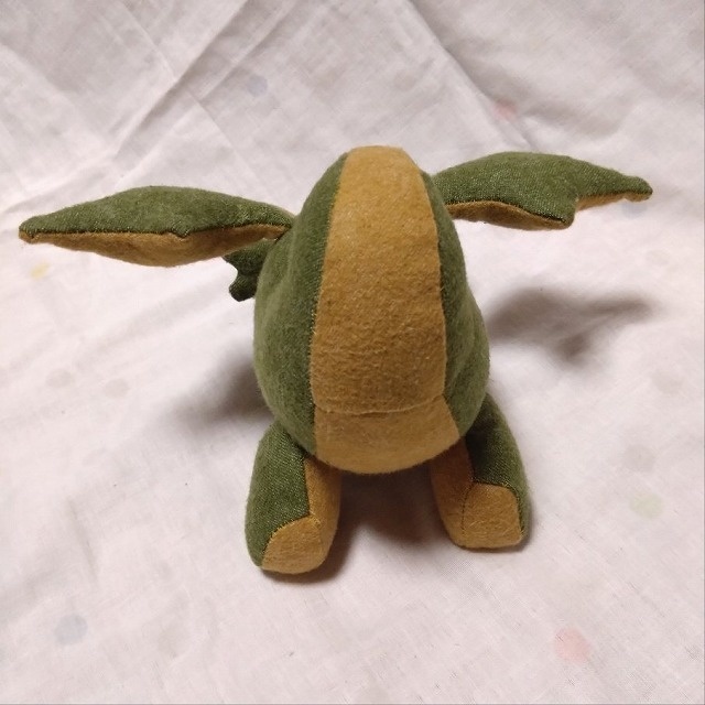 もちもちドラゴンぬいぐるみ4号