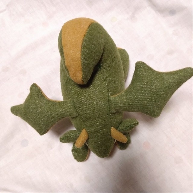 もちもちドラゴンぬいぐるみ4号