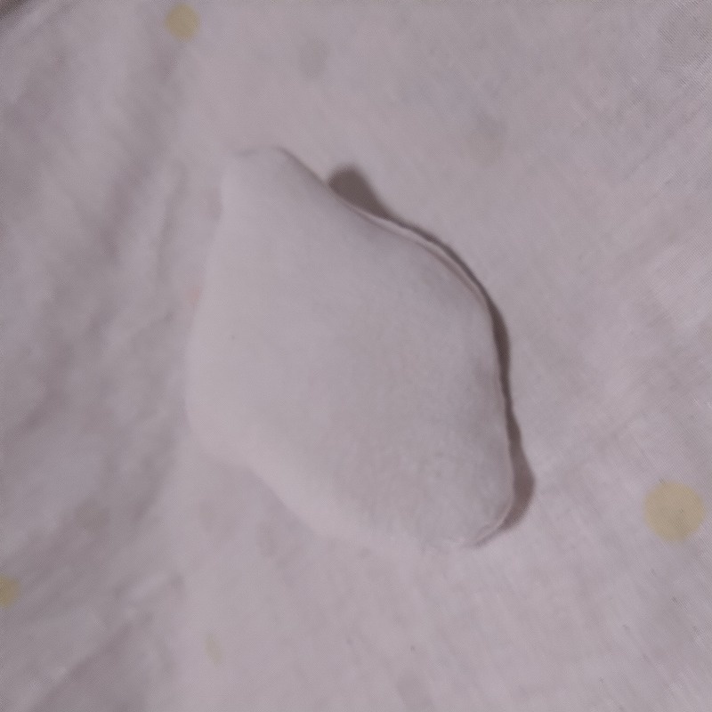 勇ましいチビの目玉焼きスライムぬいぐるみ