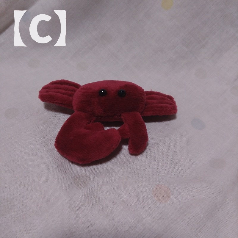 シオマネキぬいぐるみ