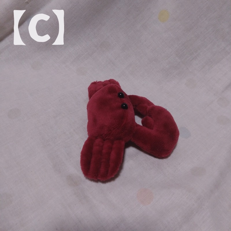 シオマネキぬいぐるみ